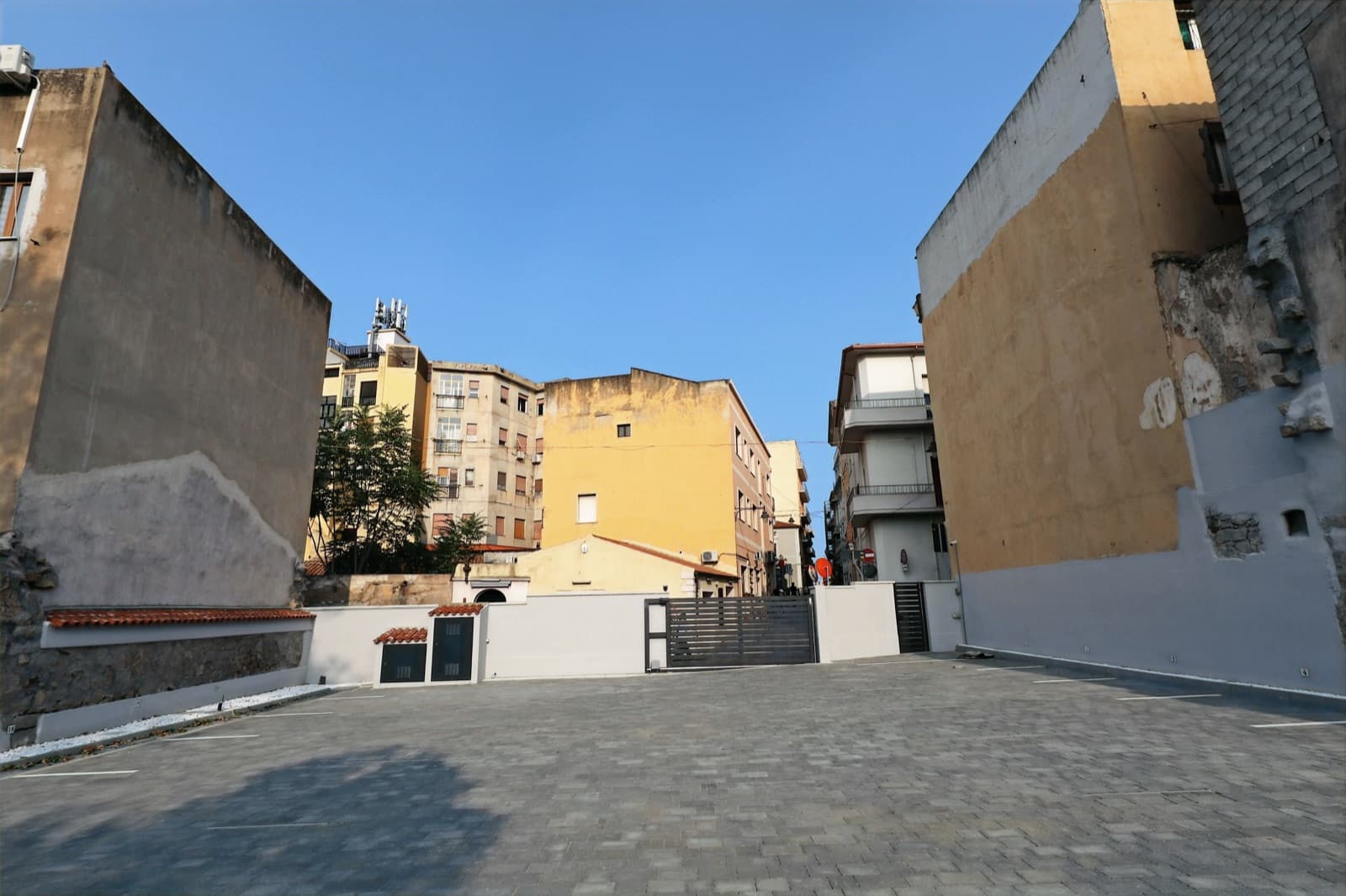 Olbia Parking, Via Sassari 20